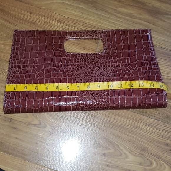 Brown clutch - Picture 2 of 6